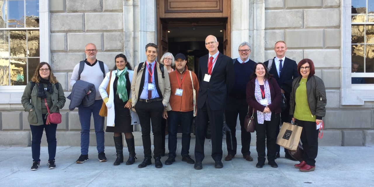 Comment le projet Learn4Carers a répondu aux challenges de proposer des solutions de soutien aux aidants.